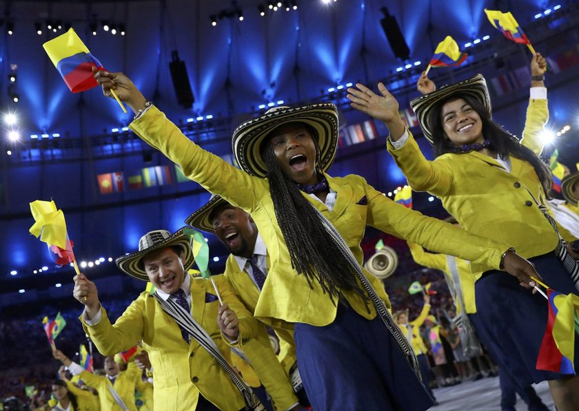 Rio 2016: Barwne stroje olimpijczyków na ceremonii otwarcia