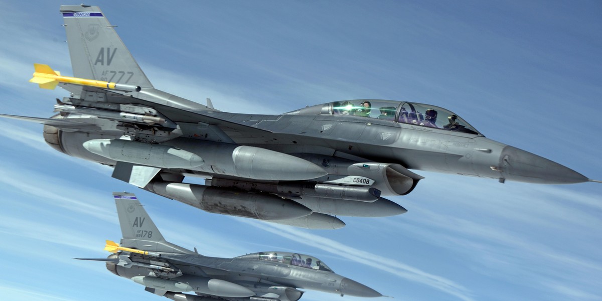 F-16