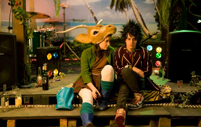 Deborah Francois w filmie 'Niezasłane łóżka'