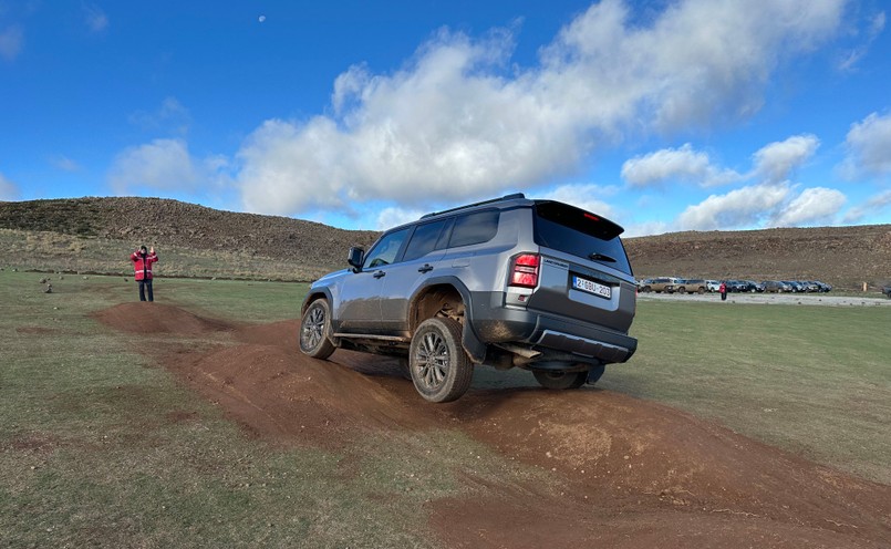 Nowa Toyota Land Cruiser