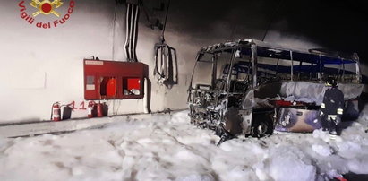 Bohaterski kierowca uratował dzieci z płonącego autobusu