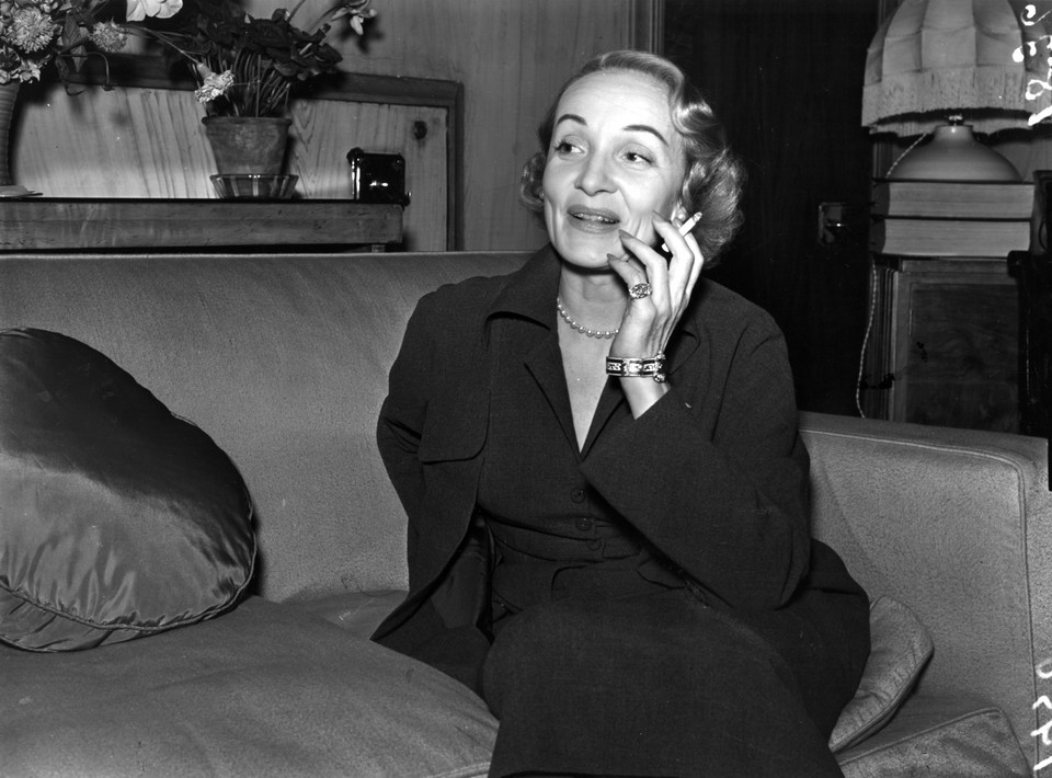 Marlene Dietrich jesienią 1950 r.