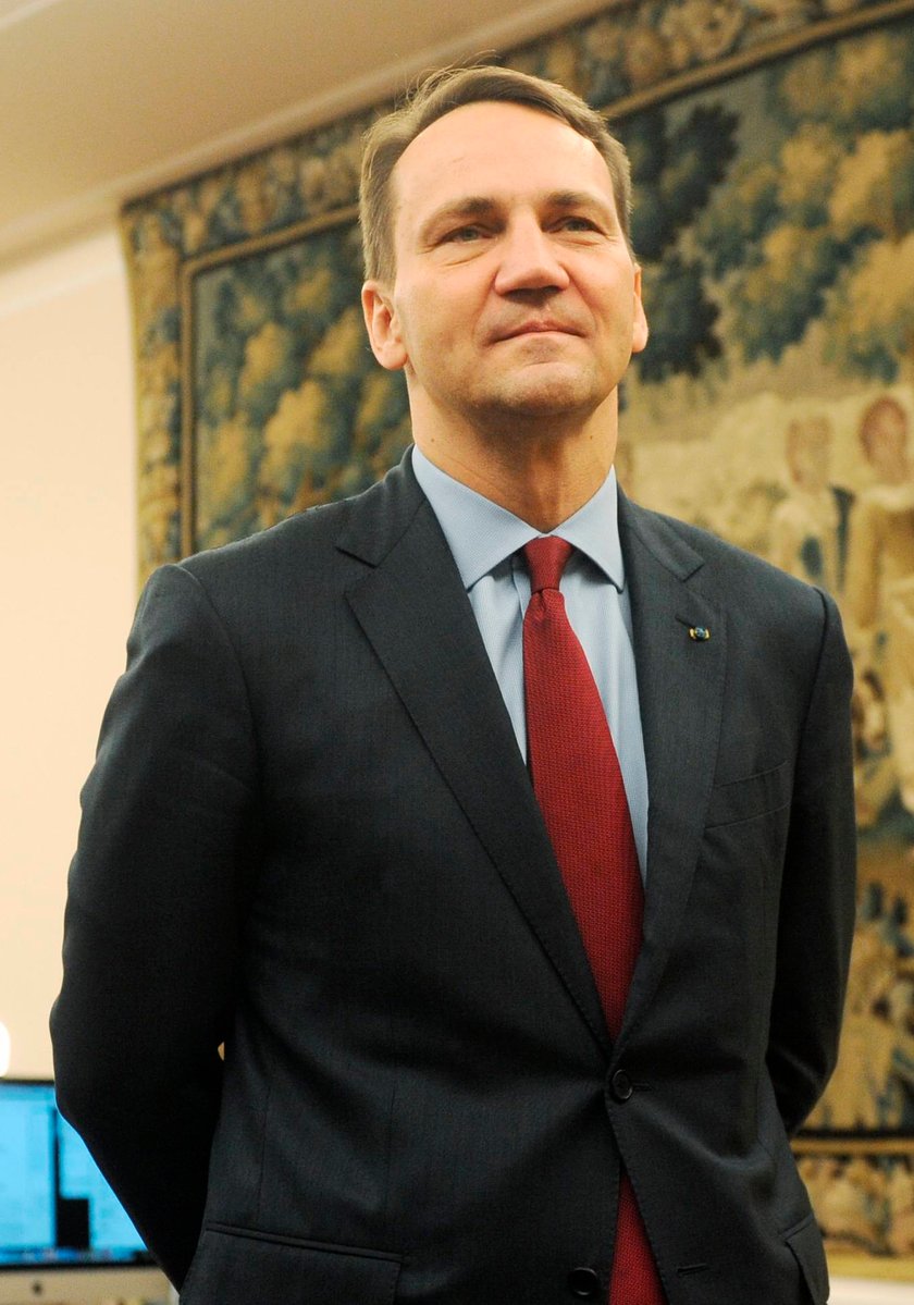 Sikorski wściekł się na sędziego za to, że ten skrytykował raport