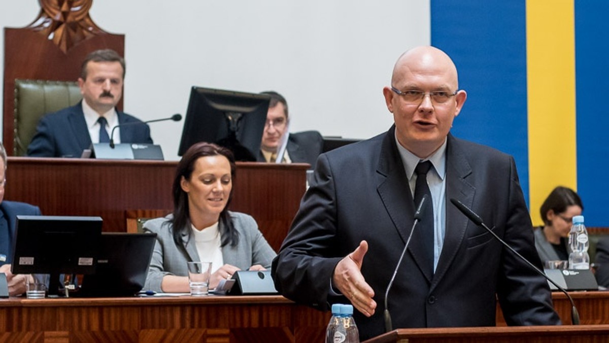 Michał Gramatyka został dziś powołany na stanowisko wicemarszałka sejmiku woj. śląskiego. Gramatyka zastąpił w zarządzie województwa Aleksandrę Skowronek, która zrezygnowała z tej funkcji.