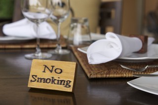 Mija 12 lat, od kiedy w Polsce nie zapalimy w miejscu publicznym