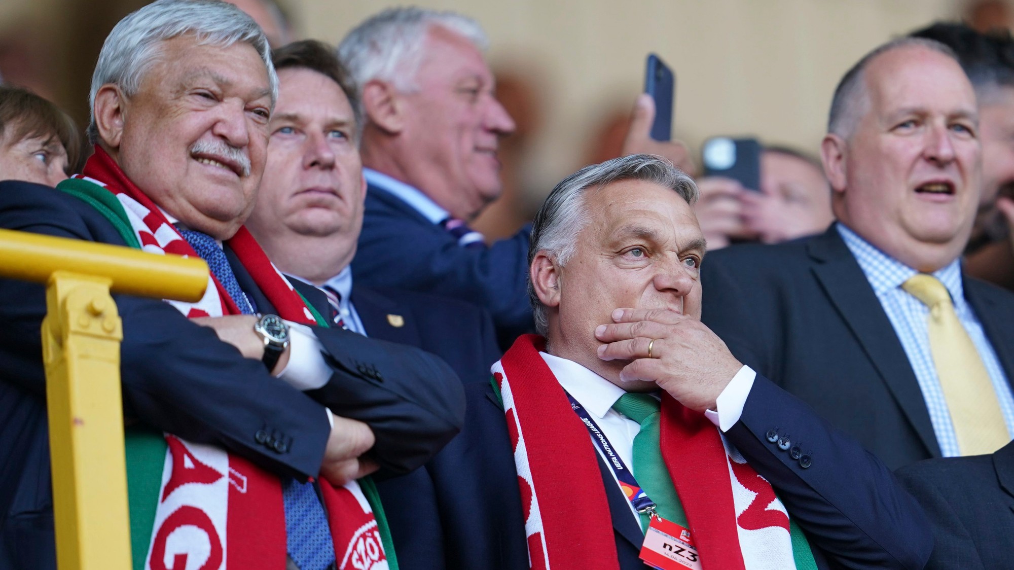 Maďarský premiér Viktor Orbán (druhý sprava)