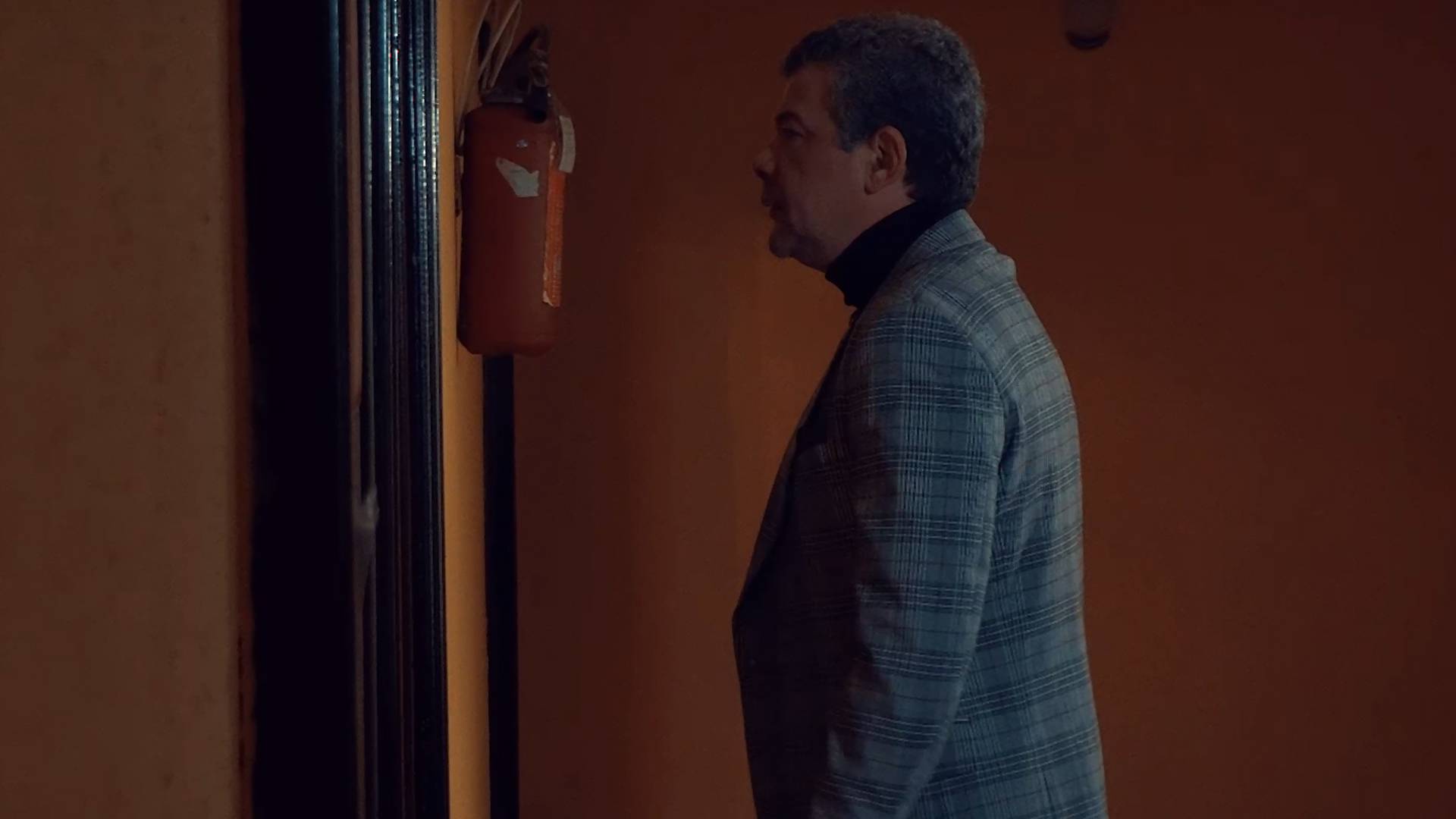 Nikola Pejaković u spotu "Previše" dao omaž Nebojši Glogovcu