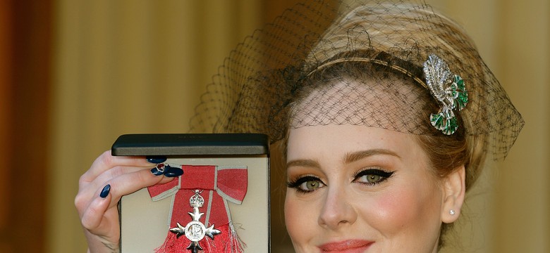 Adele odznaczona Orderem Imperium Brytyjskiego