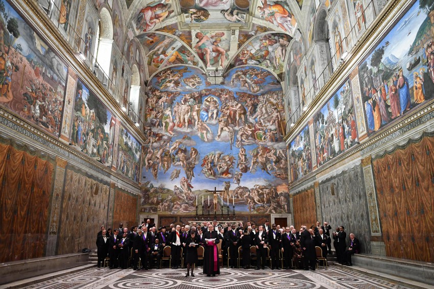 Predstavnici diplomatskog kora u Vatikanu u Sikstinskoj kapeli