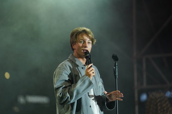 JAKOV JOZINOVIĆ ODLOŽIO KONCERTE U BEOGRADSKOJ ARENI Oglasio se saopštenjem: "Želim da se iskreno izvinim zbog svih neugodnosti"