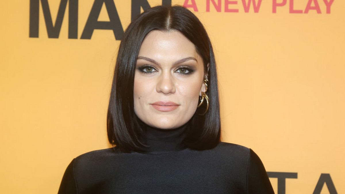 Brytyjska piosenkarka Jessie J poinformowała ze sceny fanów, że poroniła ciążę