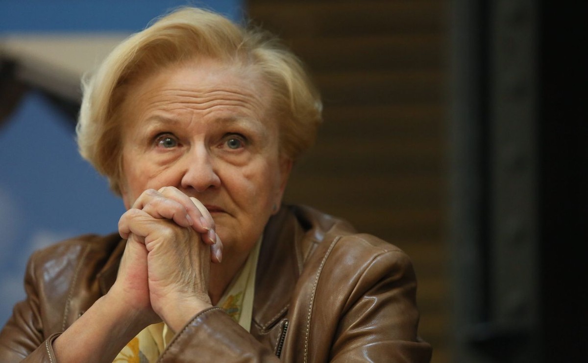 Prof. Ewa Łętowska