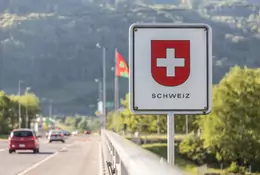 Szwajcarscy celnicy zatrzymali auto osobowe jadące z Polski. Nie mogli uwierzyć własnym oczom