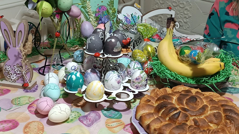 Bogata uskršnja trpeza