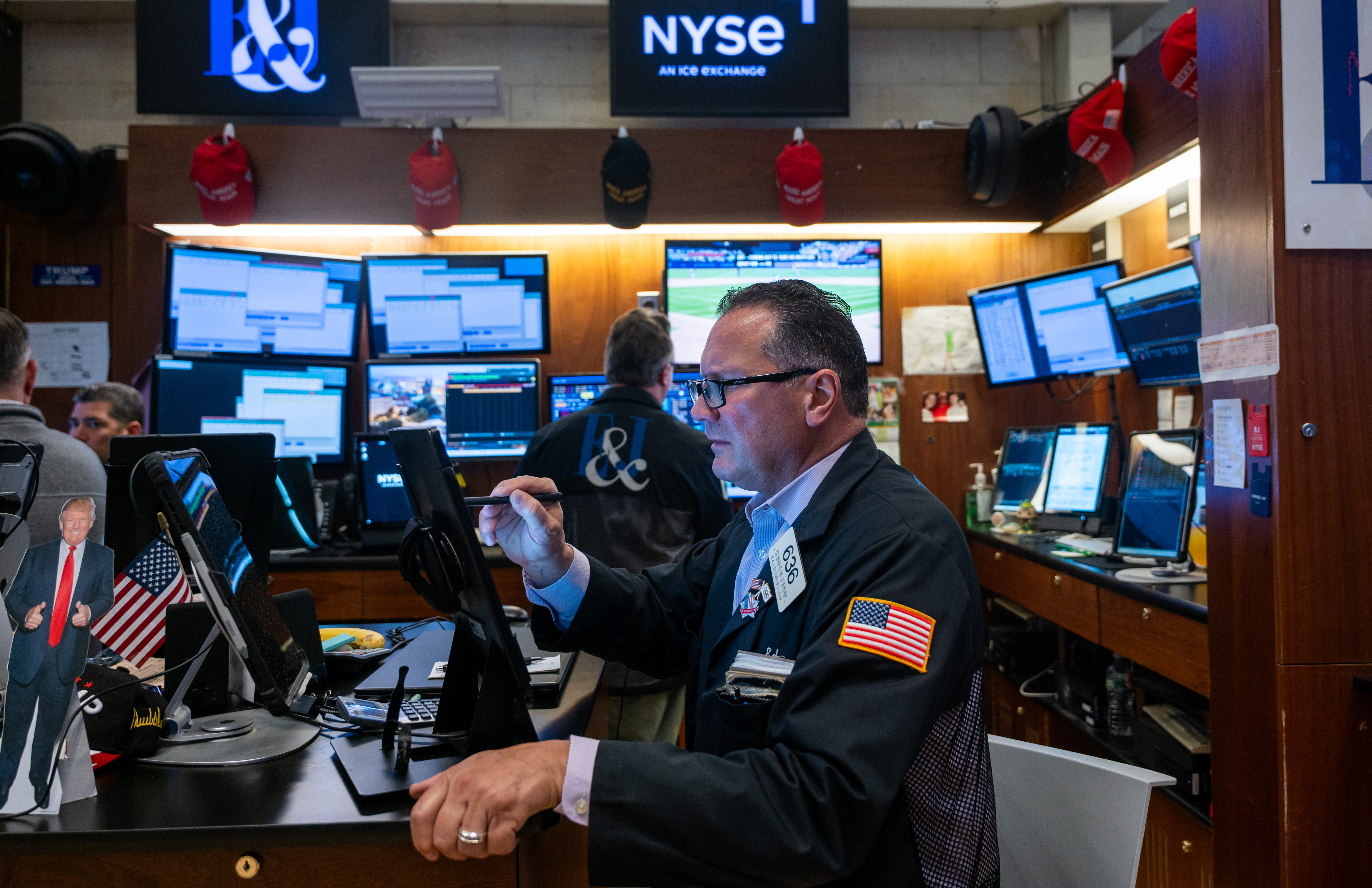 Wall Street in rialzo: S&P 500 e Nasdaq record, Intel crolla