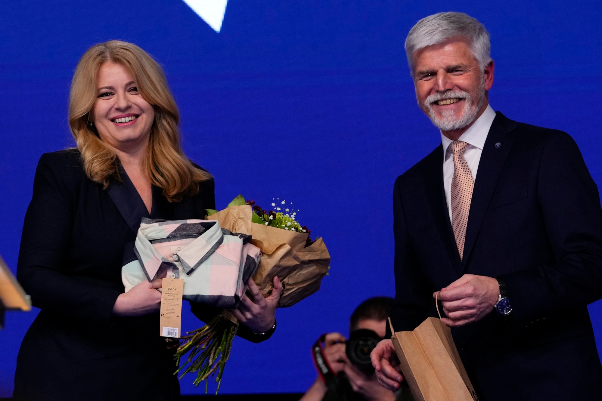 Nový český prezident a bývalý náčelník generálneho štábu Petr Pavel a slovenská prezidentka Zuzana Čaputová. 