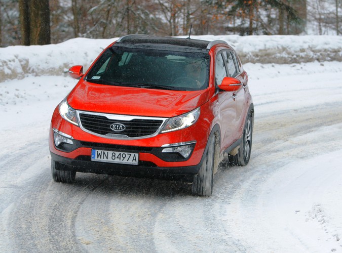 Nowa Kia Sportage to samochód, który swoimi atutami skusił już ponad 3300 Polaków. My sprawdziliśmy w teście wady i zalety tego modelu.