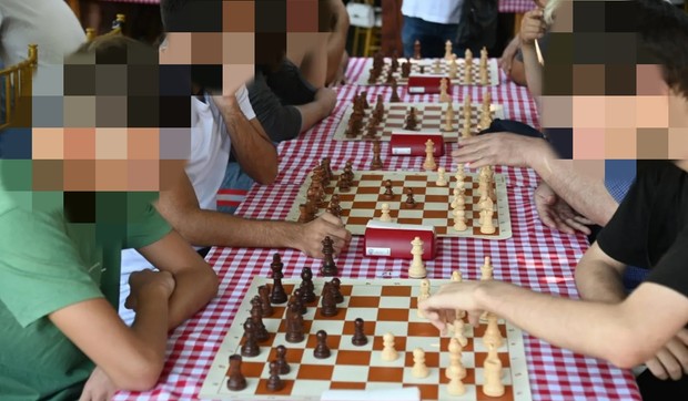 Šahovski turnir, zatvorenici