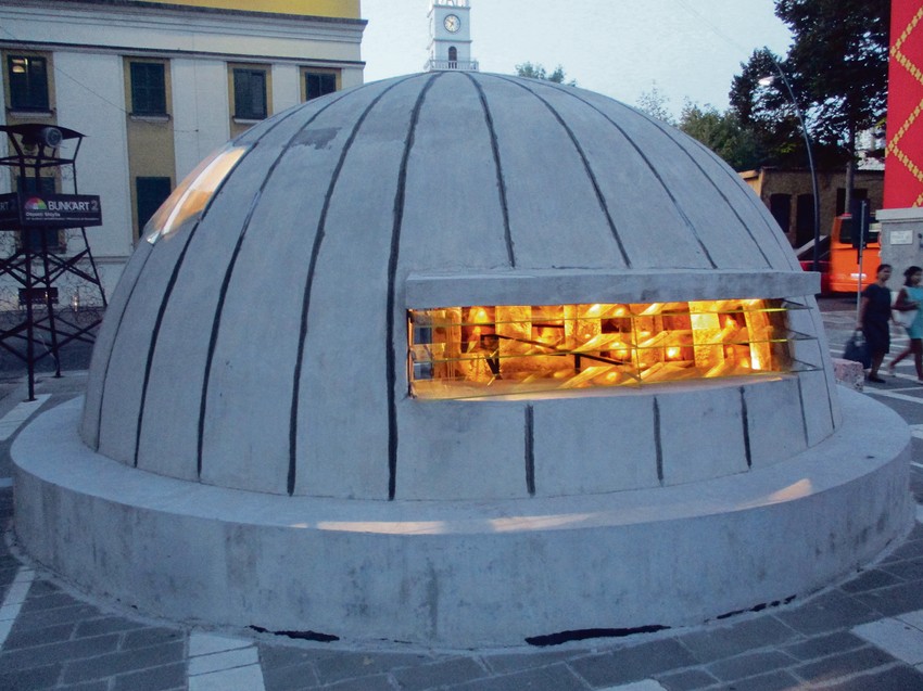 Bunker u Tirani
