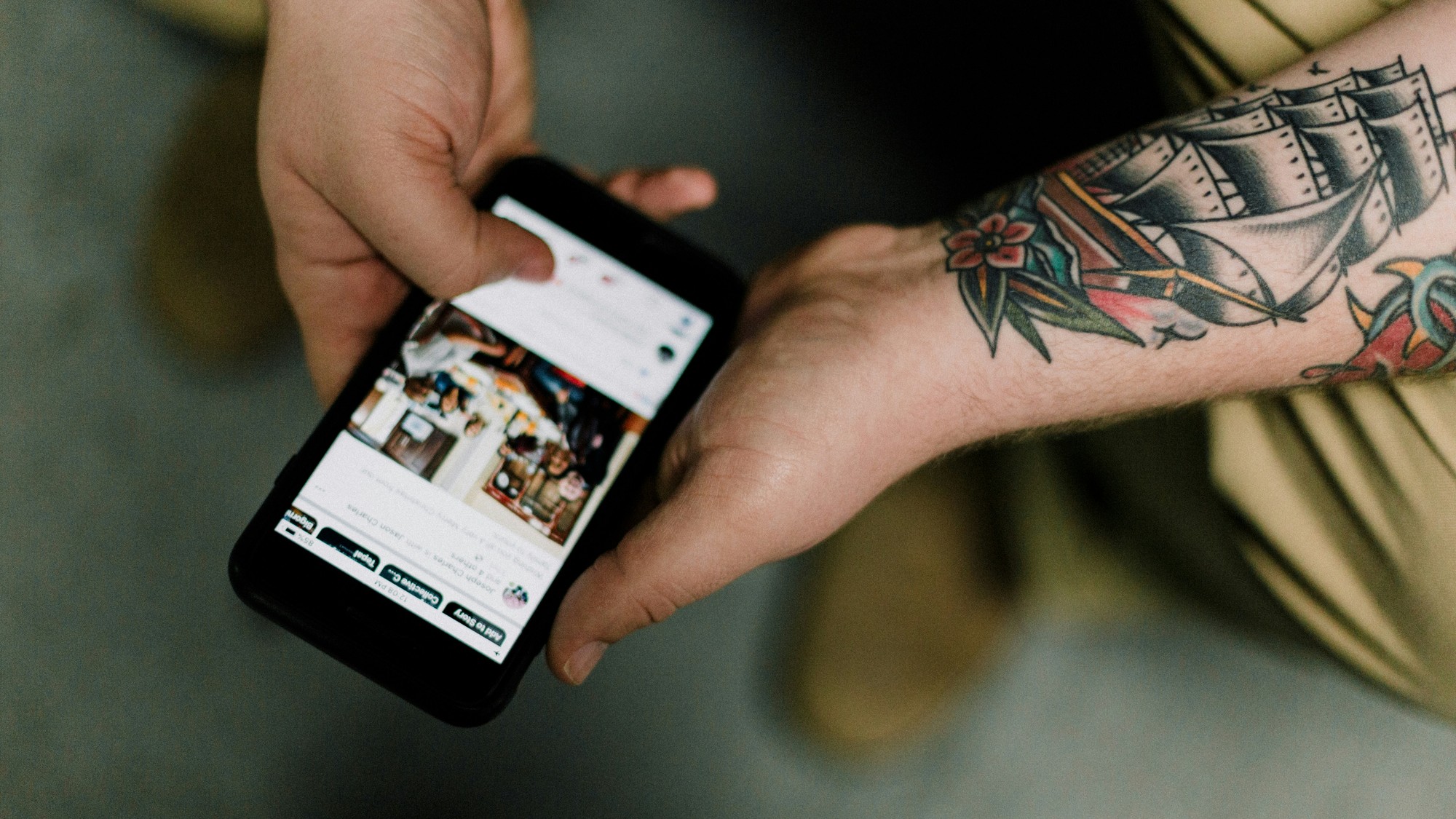 Môže používanie telefónu naznačiť, aké máte bankové konto?