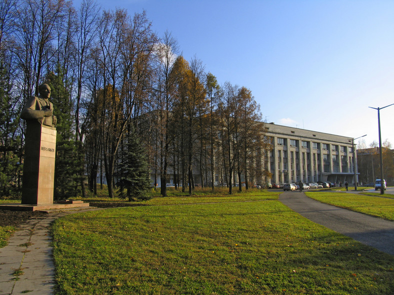 Wszystko zaczęło się od jednego instytutu