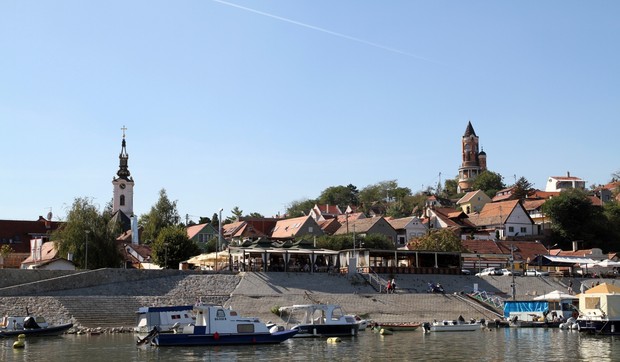 Zemun, pogled na Gardoš kulu
