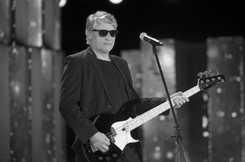 Nie żyje Andrzej Adamiak, wokalista i lider zespołu Rezerwat