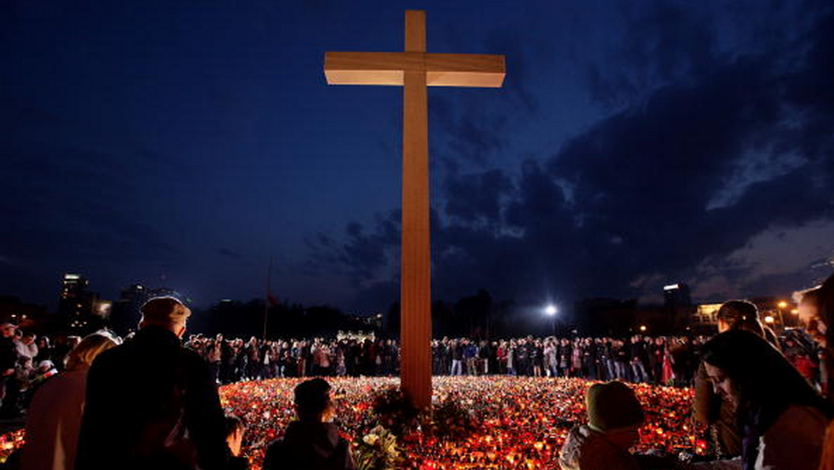 Krzyż jest znakiem Polski - trwałym, mocnym, niezniszczalnym - powiedział 11 grudnia abp Sławoj Leszek Głódź, przewodnicząc mszy św. w kościele pw. św. Brata Alberta w Gdańsku-Przymorzu.
