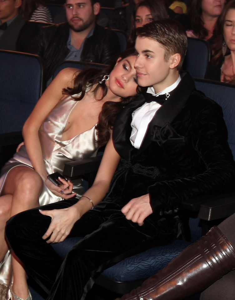 Selena Gomez i Justin Bieber podczas AMA 2011 (fot. Getty Images)