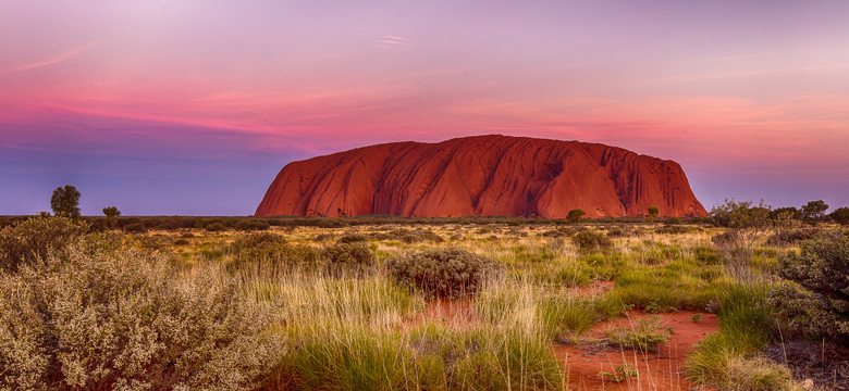 Uluru: 20 ciekawych faktów o najsłynniejszej górze Australii