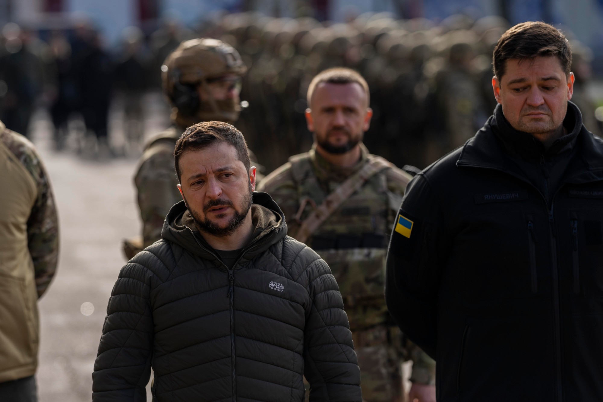 Ukrajinský prezident Volodymyr Zelenskyj navštívil oslobodené mesto Cherson. 