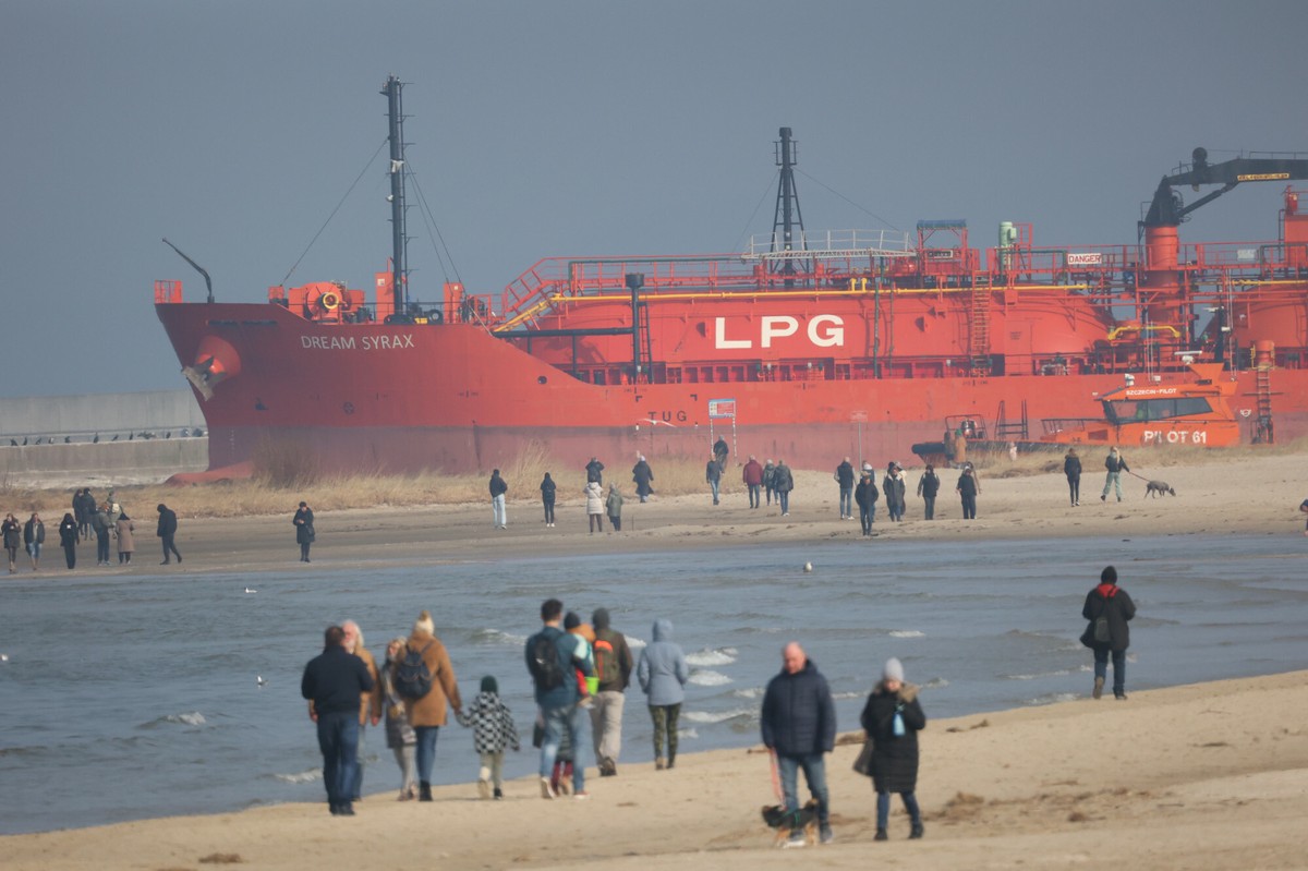 Połowa gazu płynie do Polski przez Świnoujście. Orlen odebrał 400. ładunek