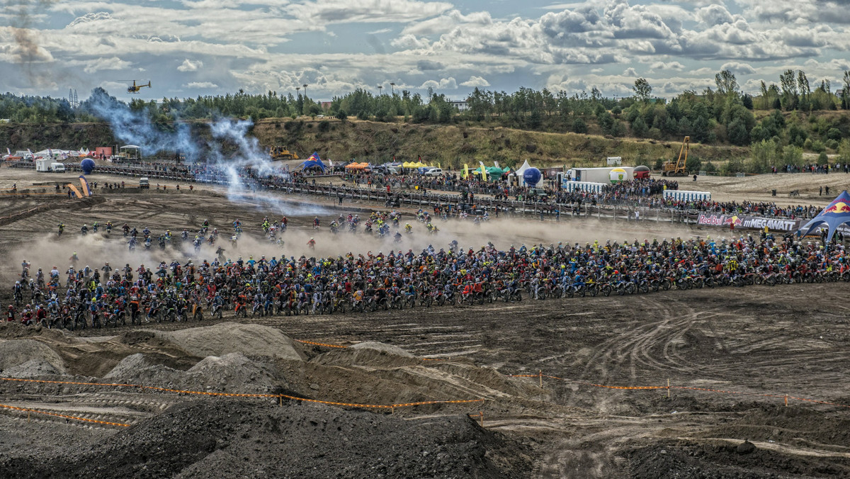 W sieci pojawił się piąty odcinek międzynarodowej serii Hard Enduro 2015, który przez blisko 30 minut opowiada o tym, co wydarzyło się 6 września w Kleszczowie podczas Red Bull 111 Megawatt.