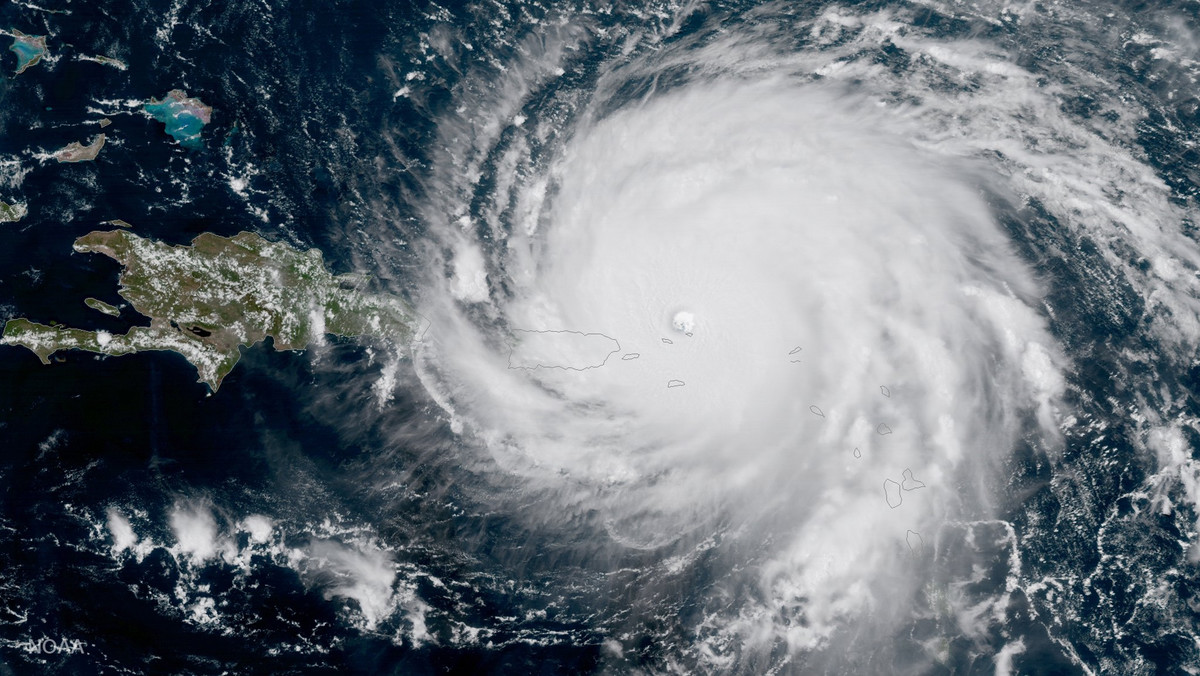 Gubernator stanu Floryda Rick Scott rozwiał jakiekolwiek nadzieje, że huragan Irma, najgroźniejszy huragan na Atlantyku w historii gromadzenia takich danych, ominie Florydę. - Floryda - ostrzegł Scott - jest na celowniku atomowego huraganu.