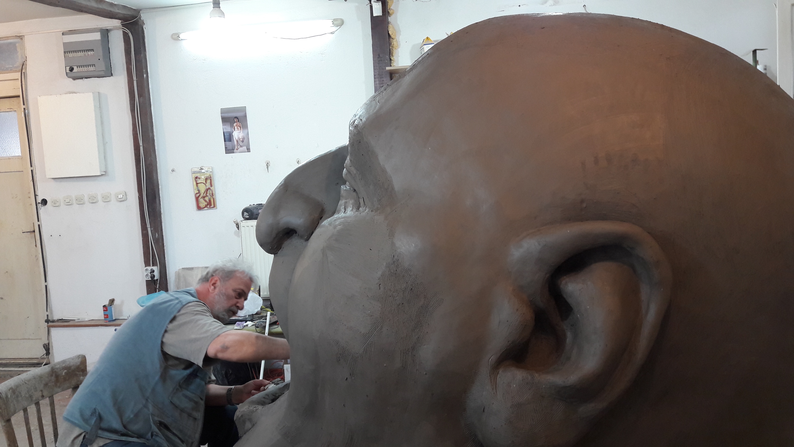 ISTRAŽIVANJE LJUDSKOG TELA Izložba Žarka Bašeskog u MSU: Hiperrealističke skulpture u Beogradu