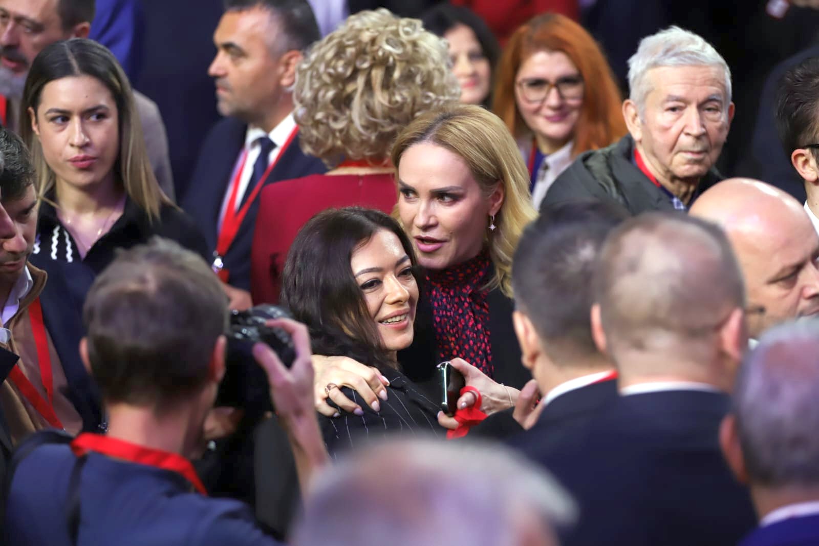 Sorin Grindeanu a fost ales președintele PSD la Congres, fără contracandidat. Cum arată noua conducere a PSD care a lansat critici în rafală la Ilie Bolojan