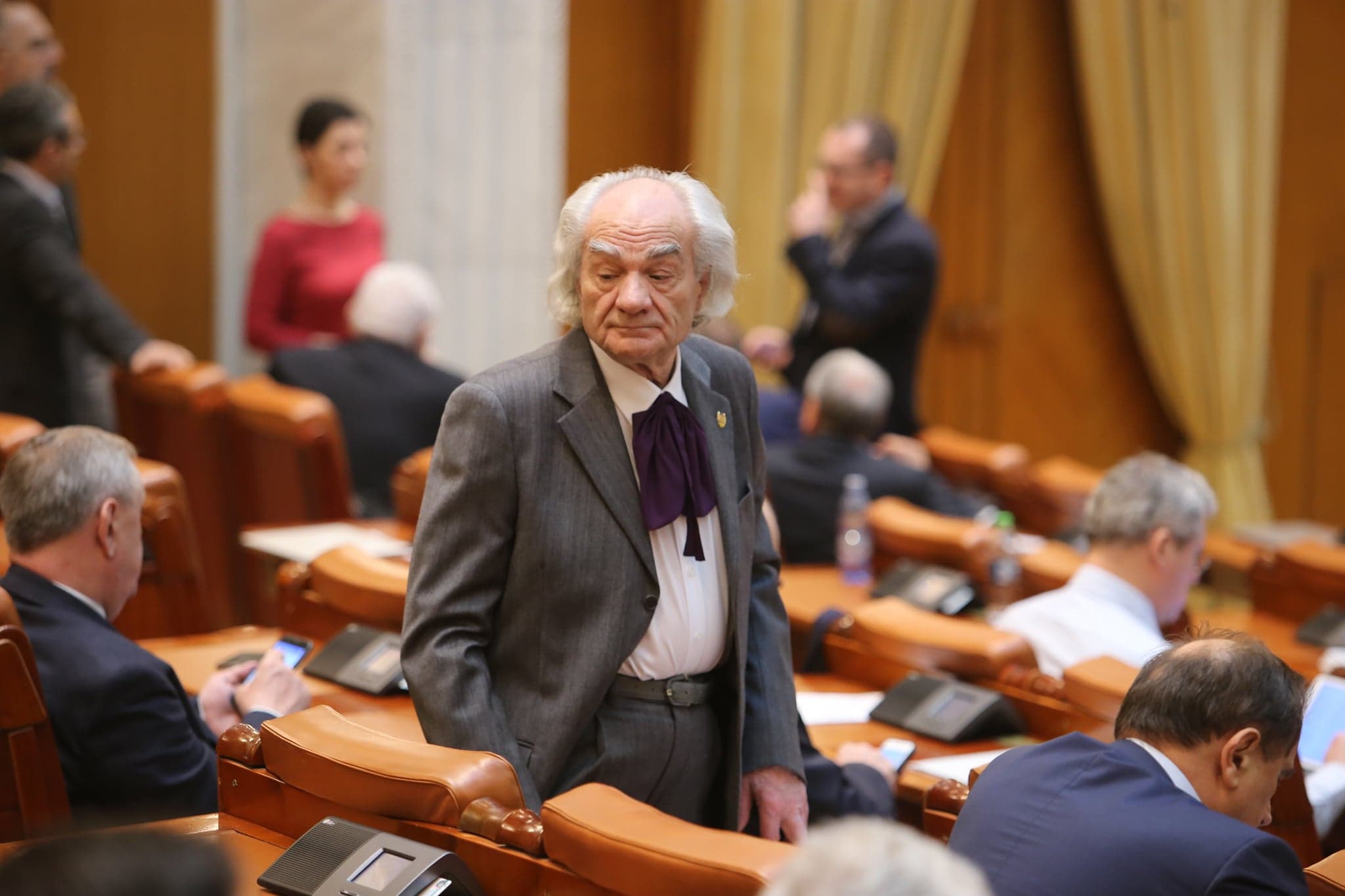 UPDATE. Bugetul de stat pe 2019 a fost votat de Parlament şi merge la preşedintele Klaus Iohannis, pentru promulgare | FOTO / VIDEO