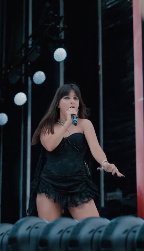 Peste 100.000 de oameni la concertul Sting de la Untold, în Cluj. În prima zi a festivalului a cântat și Alexandra Căpitănescu, dar a vorbit și un guru