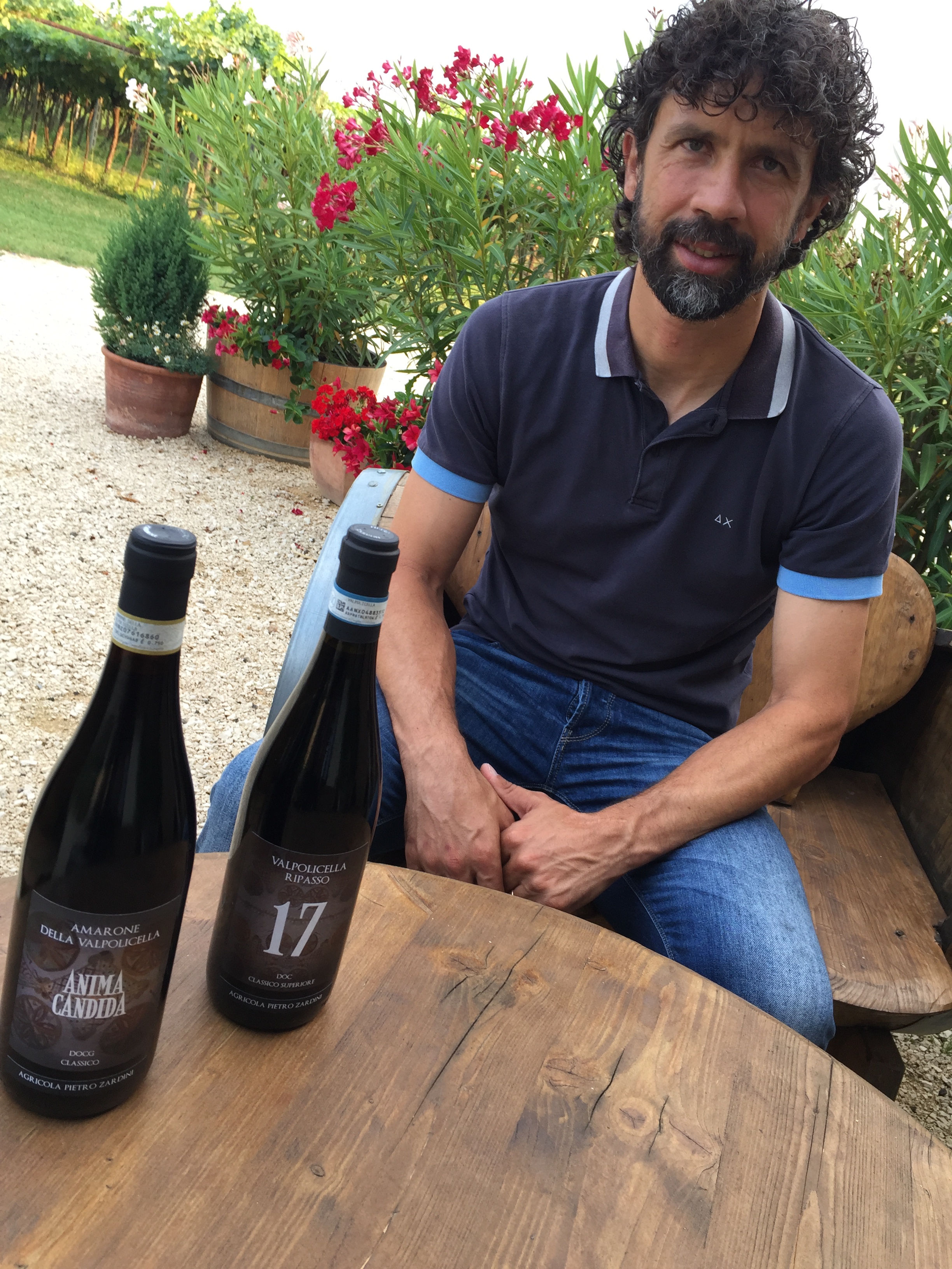 INTERVIU EXCLUSIV | Damiano Tommasi, despre fotbalul din România: ”Tinerii voștri au fost vânduți pe bani mulți, și-au pierdut și capul, și spiritul pentru echipa națională!”. Dialog spumos, printre vii, la un pahar de vin cu amprentă personală, cu fostul internațional italian | FOTO