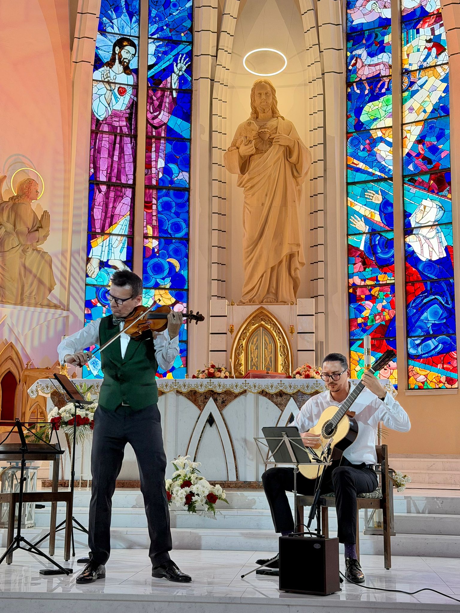 REPORTAJ Turneul Stradivarius 2026. Cum se văd minciuna și trădarea, fake-ul și respectul la Siret Suceava, la Bălcescu-Bacău și Șumuleu Ciuc