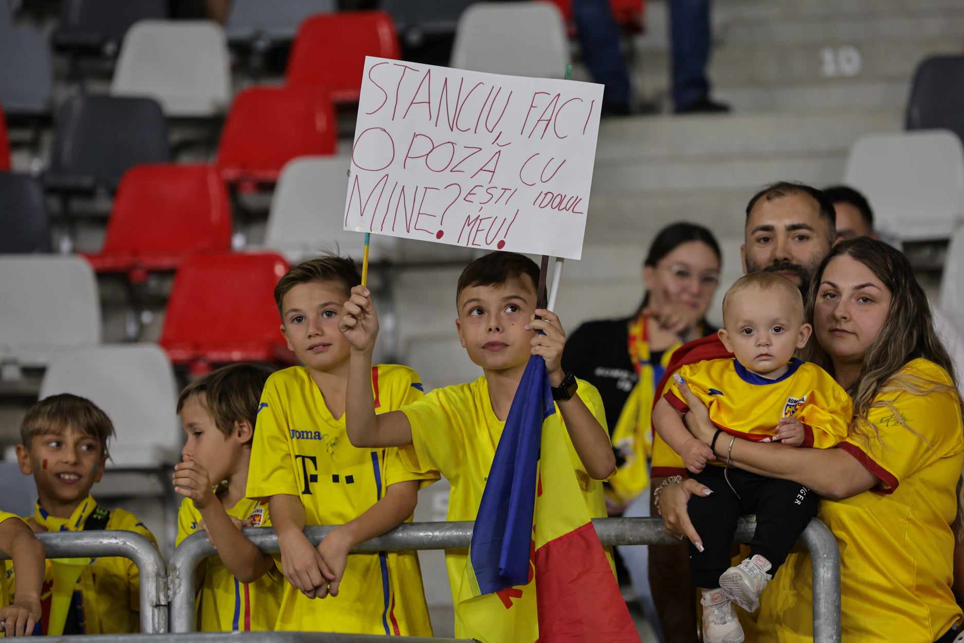 România - Lituania 3-1, în Liga Națiunilor. Schimbările lui Mircea Lucescu au adus victoria. VAR ne-a salvat de două ori