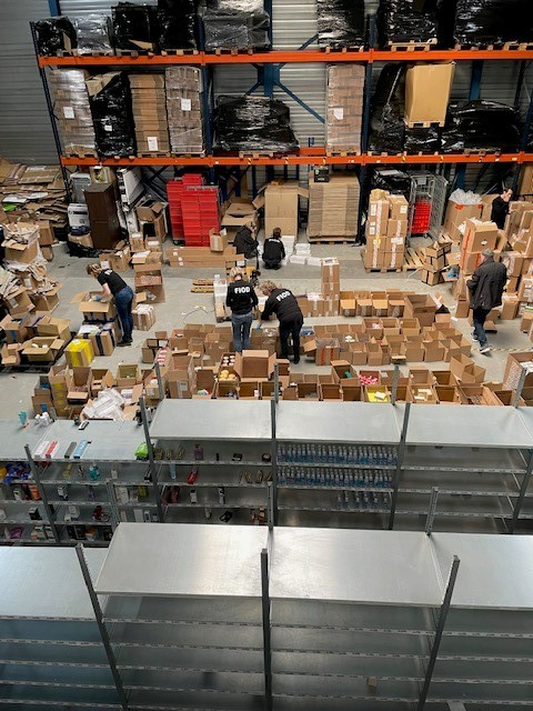 Parchetul European condus de Laura Kovesi, percheziții în Olanda pentru sustragerea de la plata TVA din vânzări online