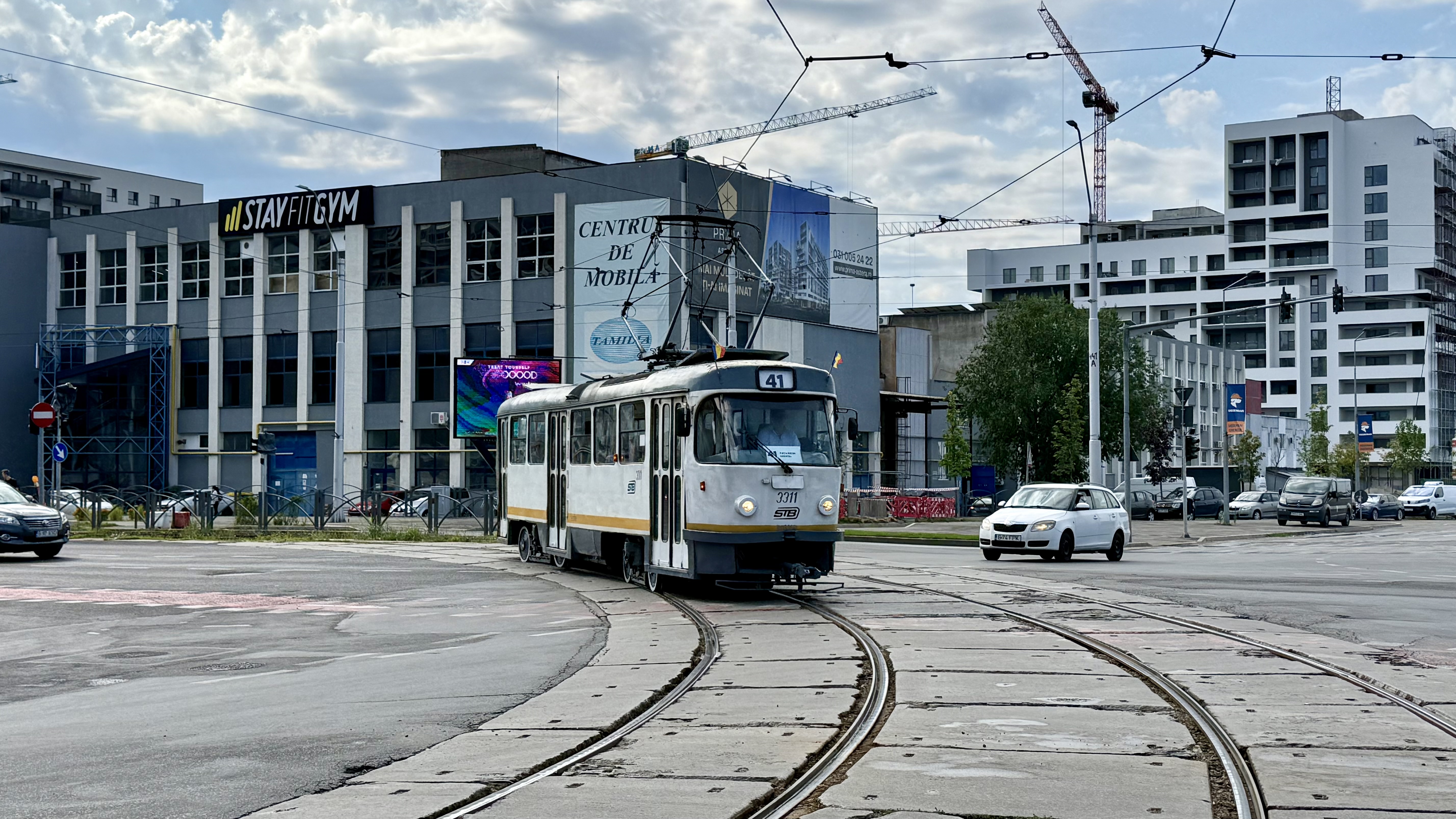 Am mers cu tramvaiul Tatra în drumul spre depou. După 53 de ani, garniturile își iau rămas-bun de la București