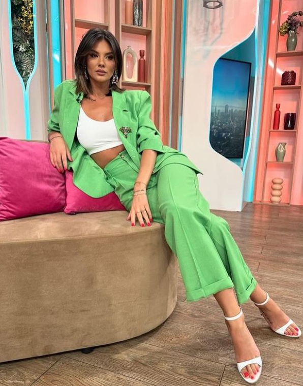 Imagini cu locul în care Ramona Olaru a crescut. Ferma a ajuns o ruină: „Canalul de irigații unde, practic, noi făceam baie”