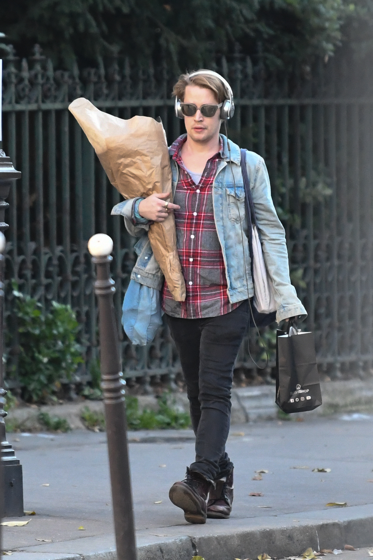 FOTO | Cum arată acum actorul din ”Singur acasă", Macaulay Culkin. S-a transformat de când are iubită