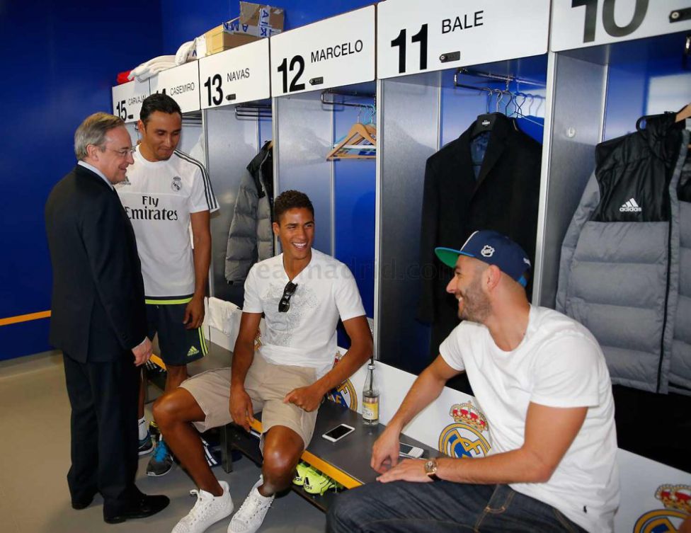 S-a reunit Real Madrid! Fotografii din vestiarul ”galacticilor”! GALERIE FOTO