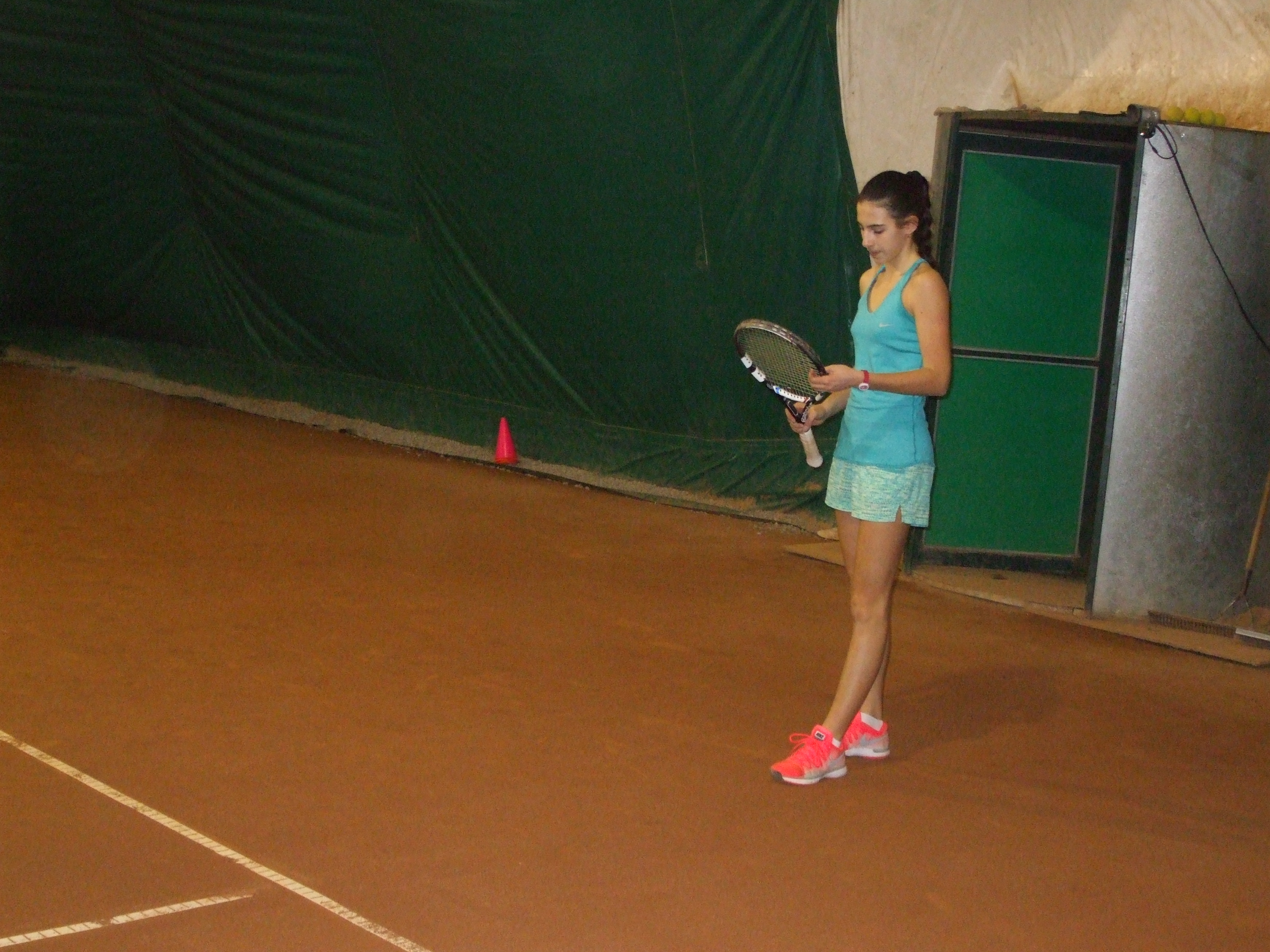 Filip Jianu: "Vreau mă menţin în primii 5 în Europa". 10, media generală la scoală pentru micul jucător de tenis! ^Părinții cheltuie 20.000 de euro pe an. ALTE TALENTE JUVENILE