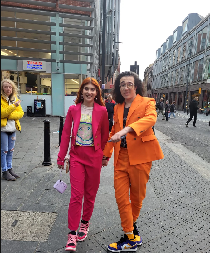 Cine este iubita lui Theodor Andrei, reprezentatul României la Eurovision 2023. Tânăra a urcat pe scena de la Liverpool, în semifinala 2