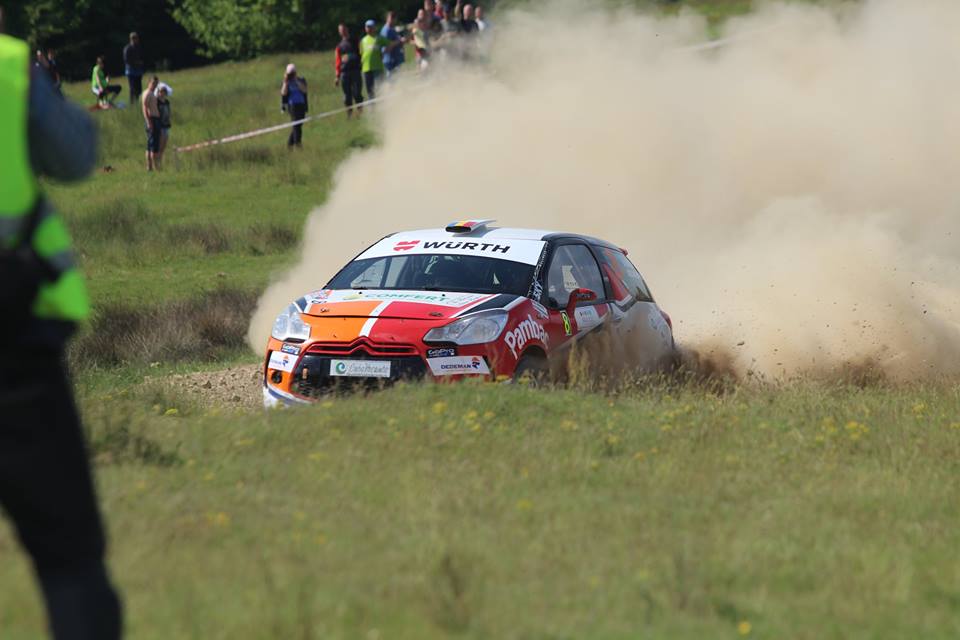 Un italian de 20 de ani face legea în CN de Raliuri! Simone Tempestini și-a pulverizat concurența și la Raliul Aradului / FOTO