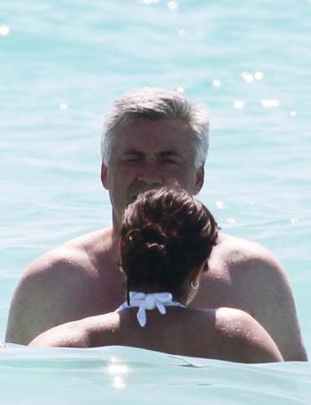 Cu cine a fost înlucuită românca Marina Crețu de către cel mai tare antrenor de fotbal al momentului! GALERIE FOTO
